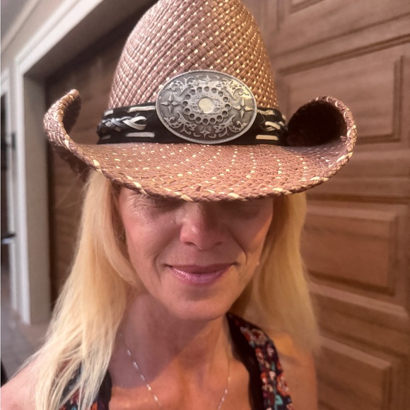 BULLHIDE COWGIRL HAT. Brown Woven Cowboy Hat with Silver Accent. #cowgirlhat - Picture 2 of 15